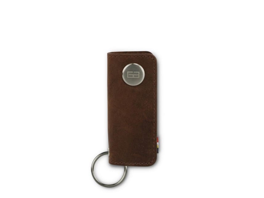 Front view of Lusso Vintage Key Holder in Brushed Brown with with a key holder ring.