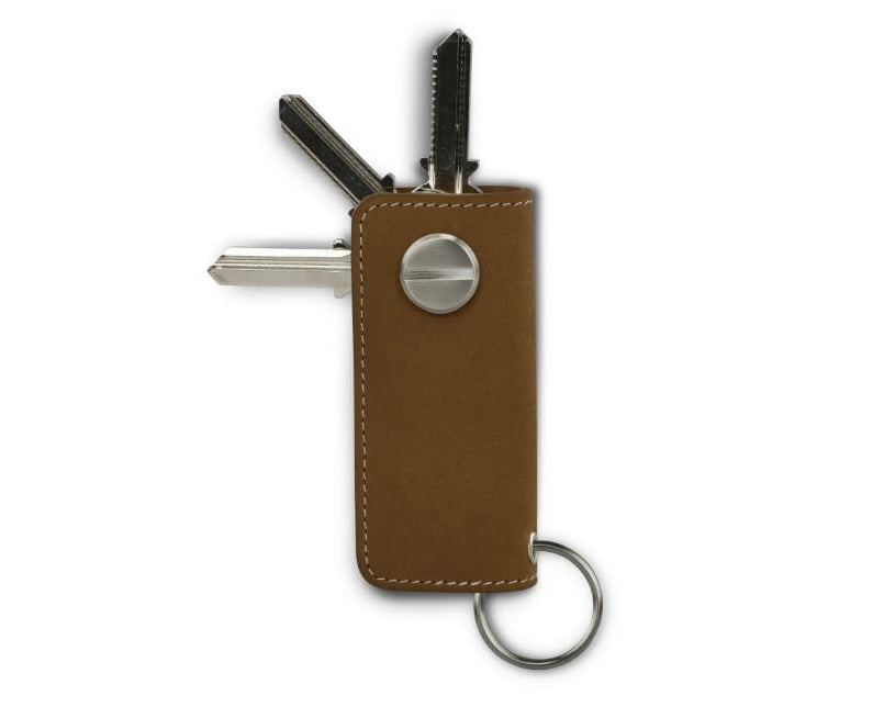 Back view of Lusso Key Holder in Camel Brown with with a key holder ring and 3 keys.