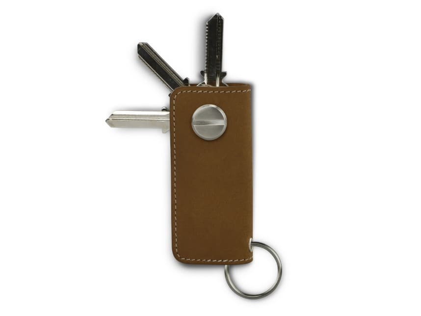 Back view of Lusso Key Holder in Camel Brown with with a key holder ring and 3 keys.