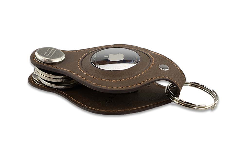 Side view of Lusso AirTag Key Holder in Java Brown with a key holder ring.