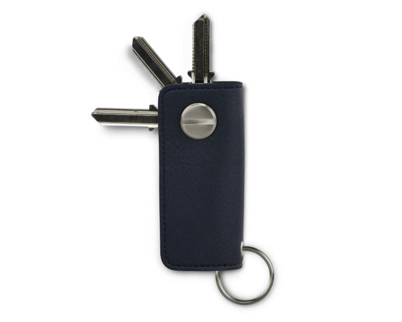 Back view of Lusso Key Holder Vegan in Cactus Blue with with a key holder ring and 3 keys.