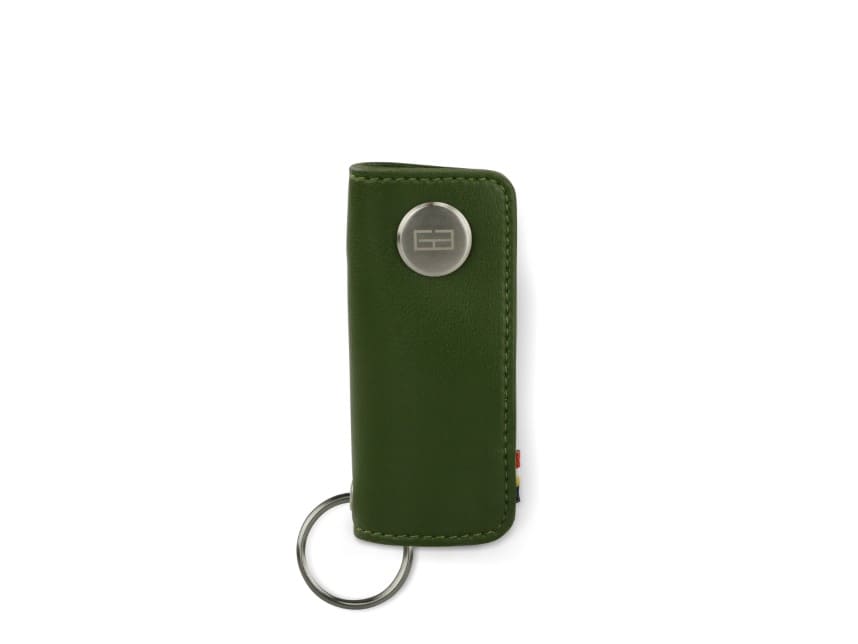 Front view of Lusso Key Holder Vegan in Cactus Green with with a key holder ring.