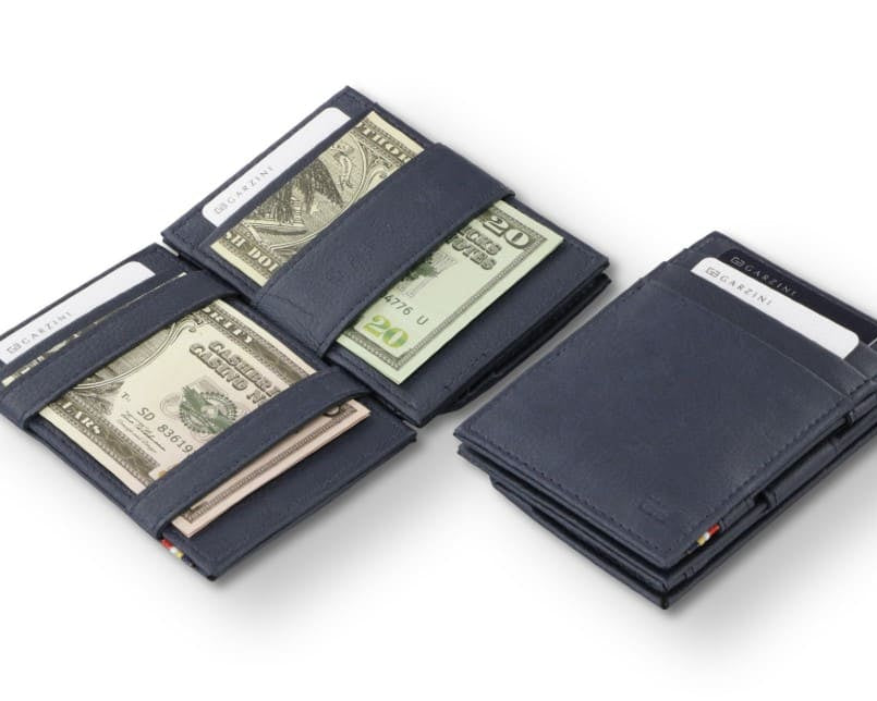 Front and open view of Essenziale Magic Coin Wallet Vegan in Cactus Blue with pull tab, coin pocket, and money straps.