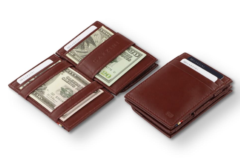 Front and open view of Essenziale Magic Coin Wallet Vegan in Cactus Burgundy with pull tab, coin pocket, and money straps.