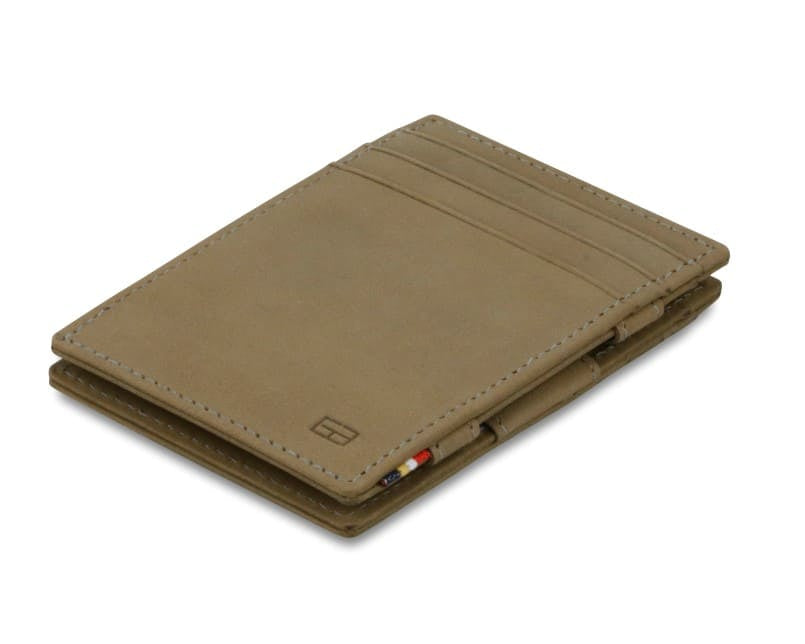 Front view of the Essenziale Magic Wallet Vintage in Metal Grey with 3 front card slots.