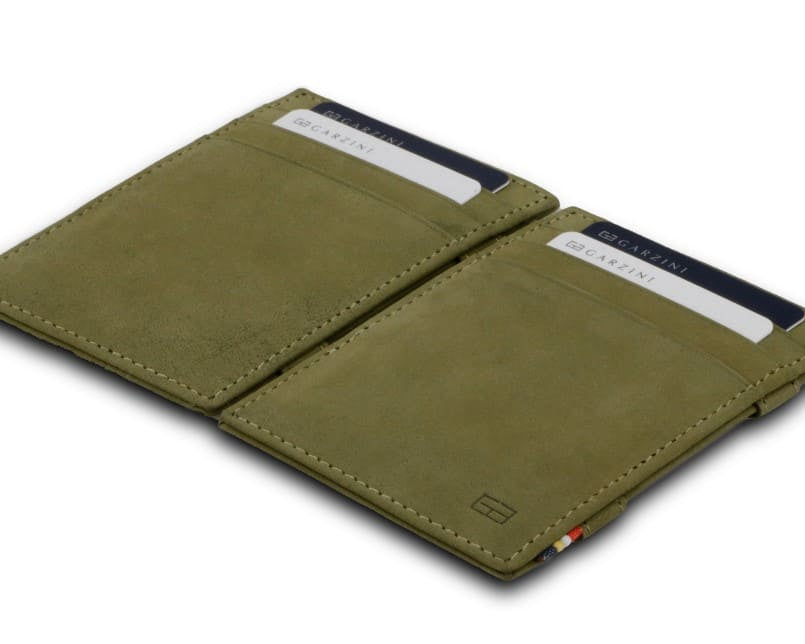 Front and back view of the Essenziale Magic Wallet Vintage in Olive Green with 3 front card slots and 2 cards on each side. 