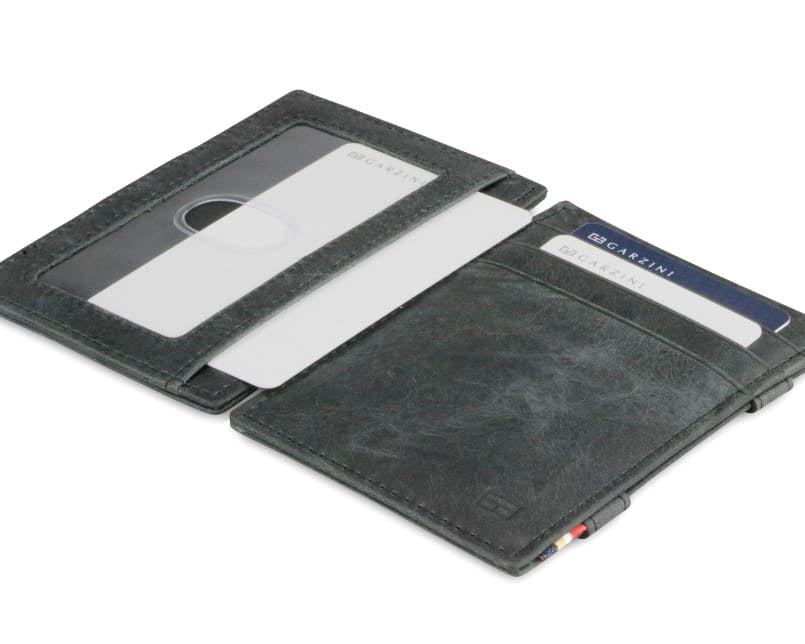 Front and back view of the Essenziale Magic Wallet ID Window Brushed in Brushed Black with a card inside the ID window and 2 cards in the card slots.