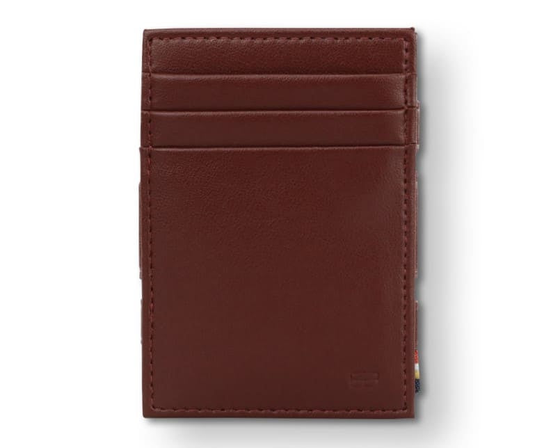 Front view of the Essenziale Magic Wallet ID Window Vegan in Cactus Burgundy with 3 front card slots.