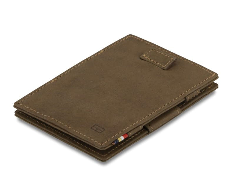 Front view of Cavare Magic Wallet Vintage in Java Brown with pull tab.