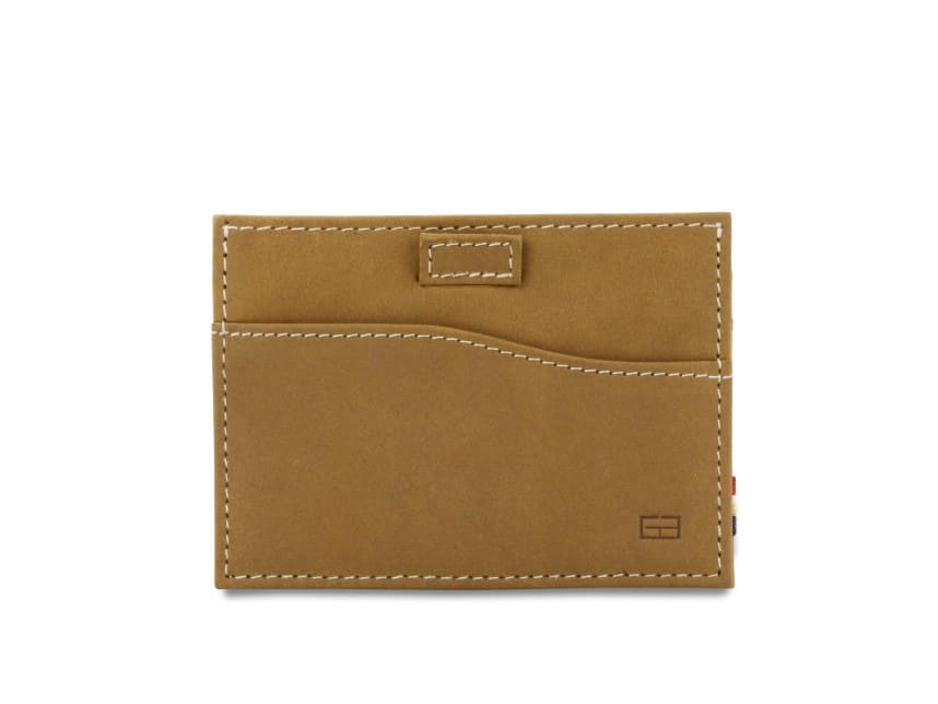 Front view of Leggera Card Holder Vintage in Camel Brown with a pull tab.
