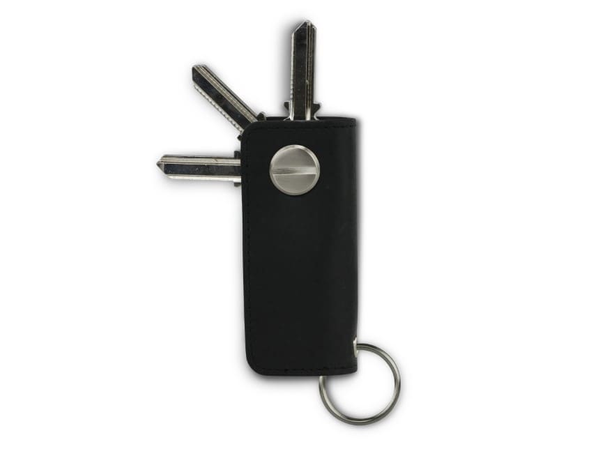 Back view of Lusso Vintage Key Holder in Brushed Black with with a key holder ring and 3 keys. 