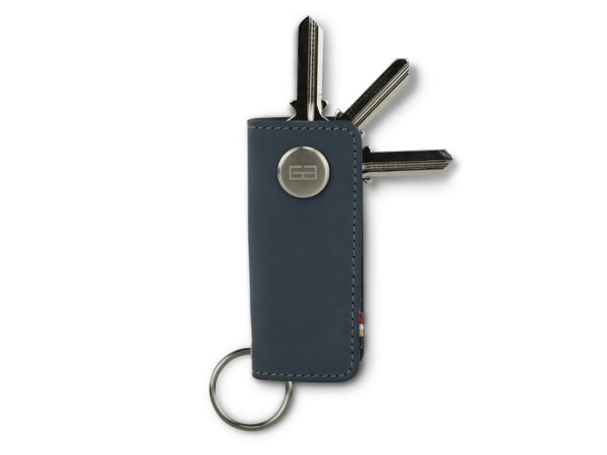 Front view of Lusso Key Holder in Sapphire Blue with with a key holder ring and 3 keys. 