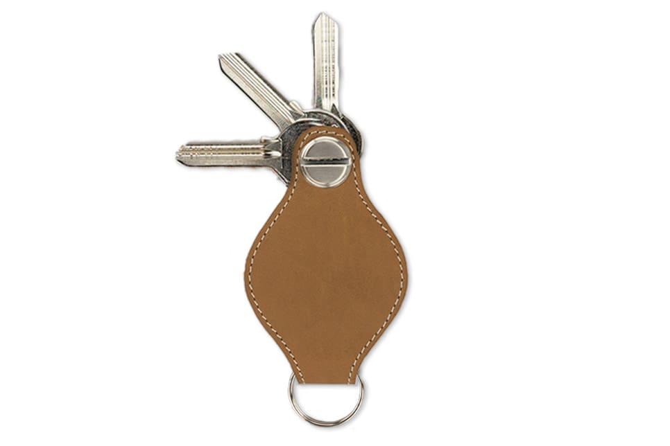 Back view of the Lusso AirTag Key Holder in Camel Brown with 3 keys.