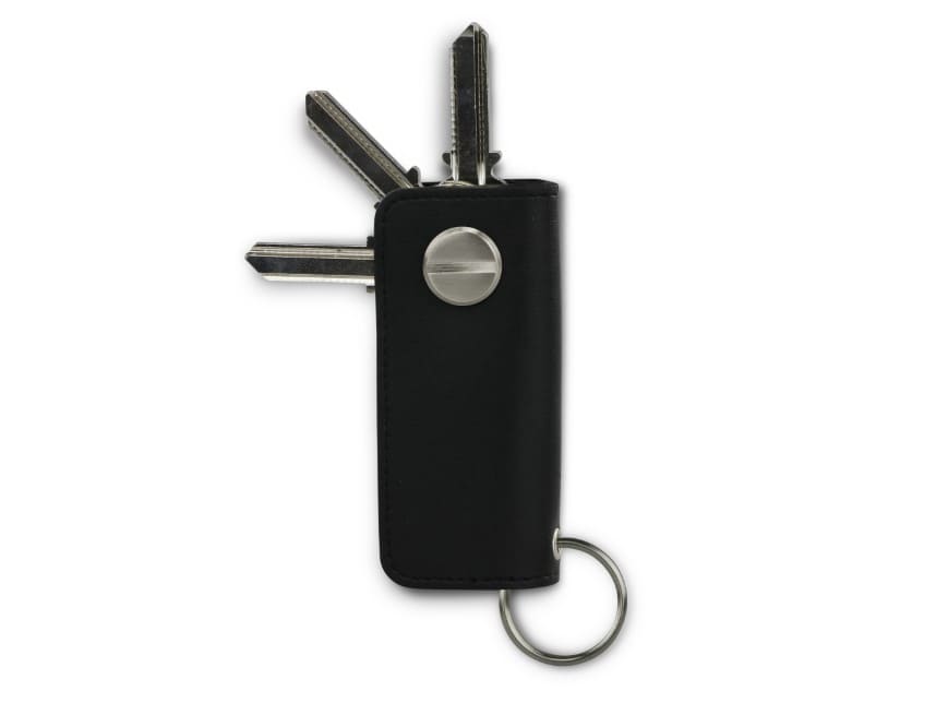 Back view of Lusso Key Holder Vegan in Cactus Black with with a key holder ring and 3 keys. 