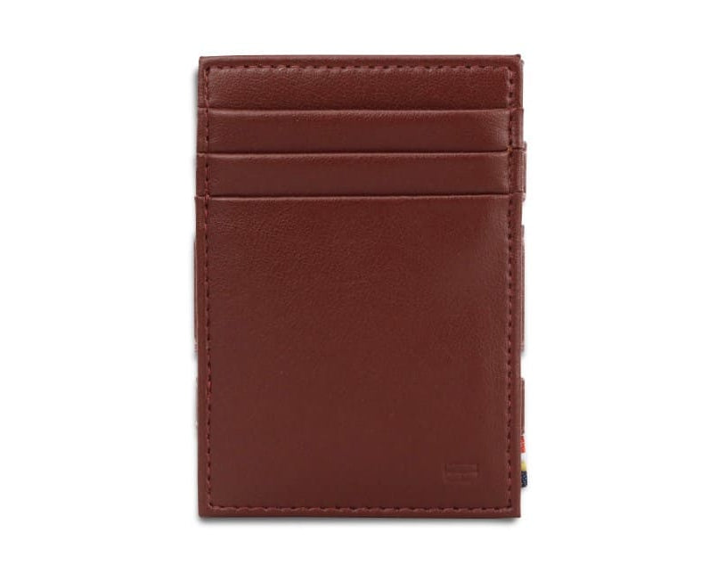 Front view of the Essenziale Magic Coin Wallet Vegan in Cactus Burgundy with 3 front pockets for cards.