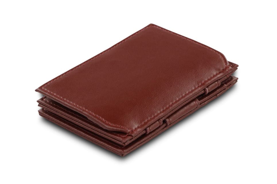 Back view of the Essenziale Magic Coin Wallet Vegan in Cactus Burgundy.