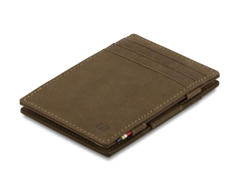 Front view of the Essenziale Magic Wallet Vintage in Java Brown with 3 front card slots.