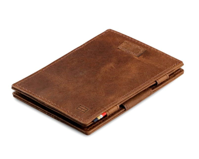 Front view of Cavare Magic Wallet Brushed in Brushed Brown with pull tab.