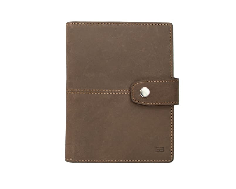 Frontview of the AirTag Passport Holder in Vintage Java Brown.